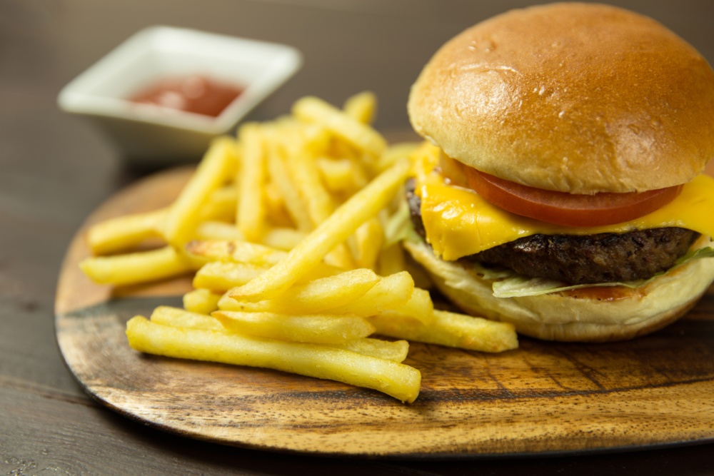 5 Fast Foods That Are Harming Your Teeth